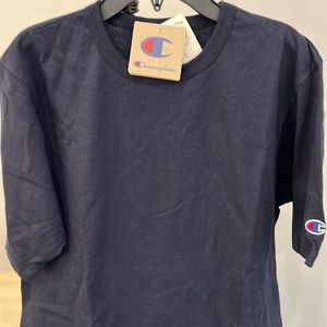 New! Mens dark blue size medium tshirt